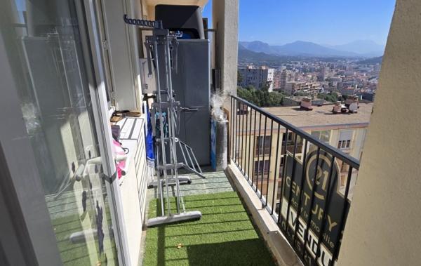 Vente Appartement P3 Vue mer panoramique à rafraîchir Ajaccio   