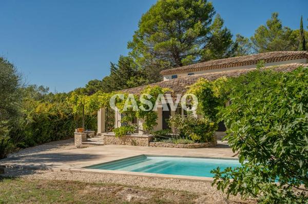 Vente Maison 5 pièces de 240m² - 13410 Lambesc