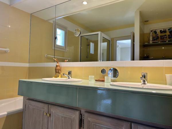 Golf de Pont Royal, maison de charme plain pied direct le fairway