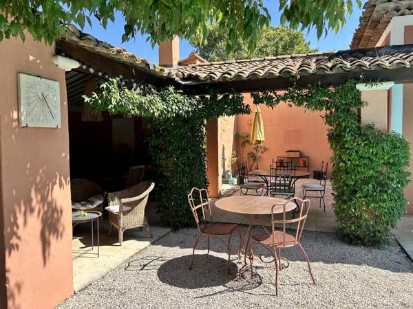 Golf de Pont Royal, maison de charme plain pied direct le fairway