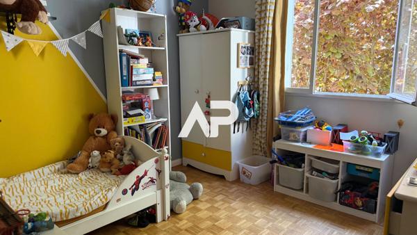 Appartement Montmorency 4 pièces 86 m2 €279 000 ** - Référence 1622