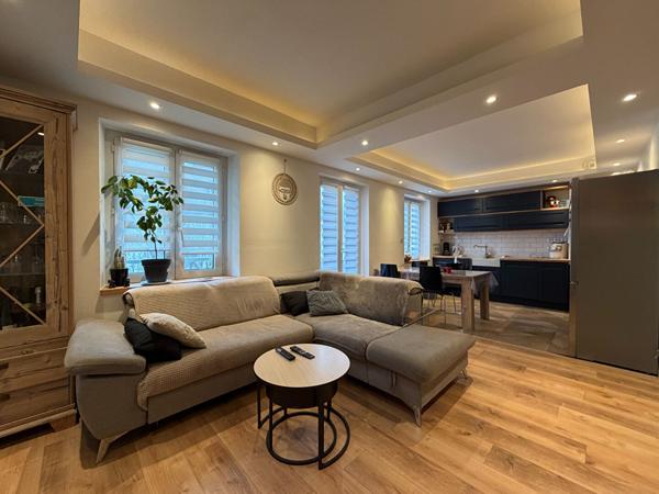 Appartement - 4 pièces - 82 m²