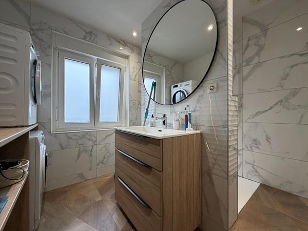 Appartement - 4 pièces - 82 m²