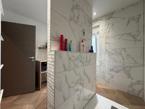 Appartement - 4 pièces - 82 m²