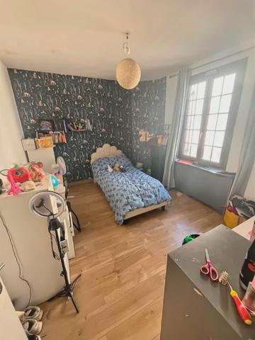 Creil – Maison familiale 103 m² avec piscine, jardin, garage et Dépendance