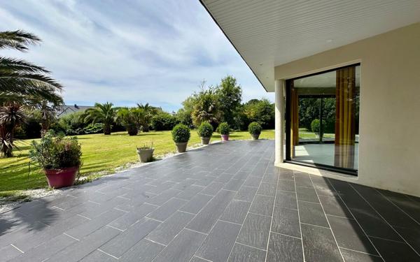 Maison à vendre    4 pièces • 207 m2 Milizac