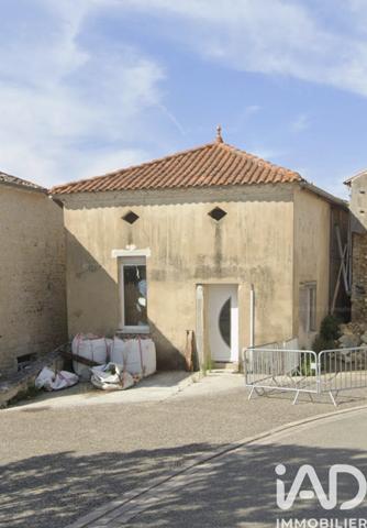 Maison à vendre 7 pièces 195 m² Saint-Bonnet-sur-Gironde