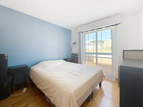 Appartement Suresnes 2 pièce(s) 51 m2