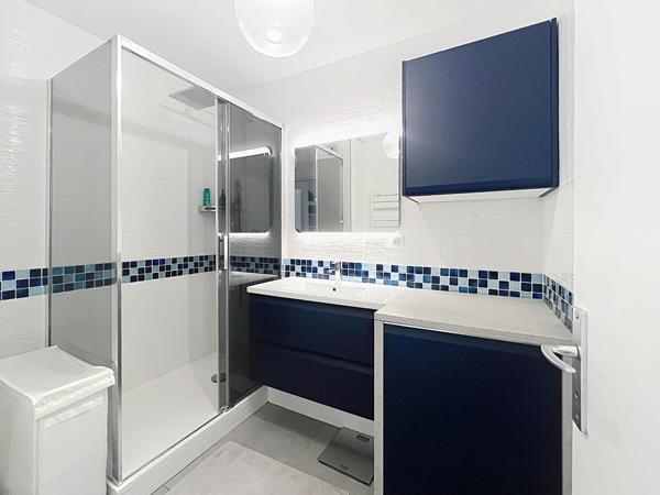 Appartement Suresnes 2 pièce(s) 51 m2