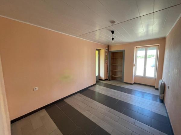 Maison 3 chambres a rafraîchir