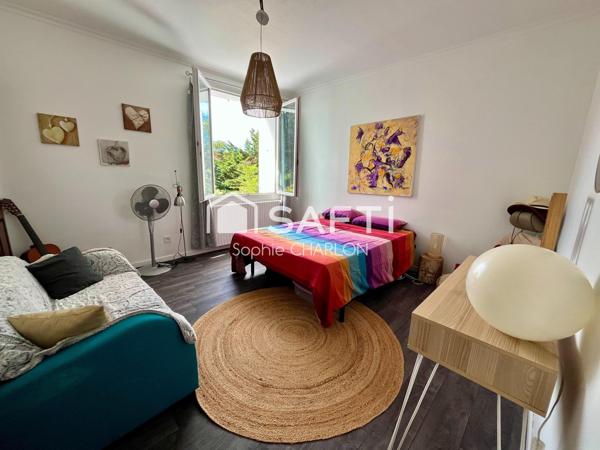 Bourg les Valence, maison familiale de caractère, 4 chambres, terrasse et 1207m2 de jardin