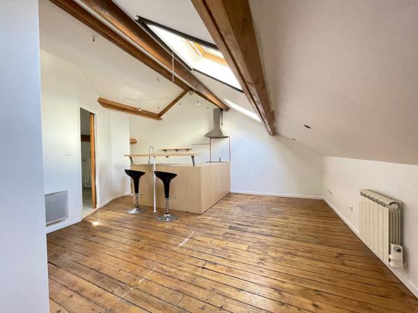 TYPE 1, REIMS - PLACE D'ERLON