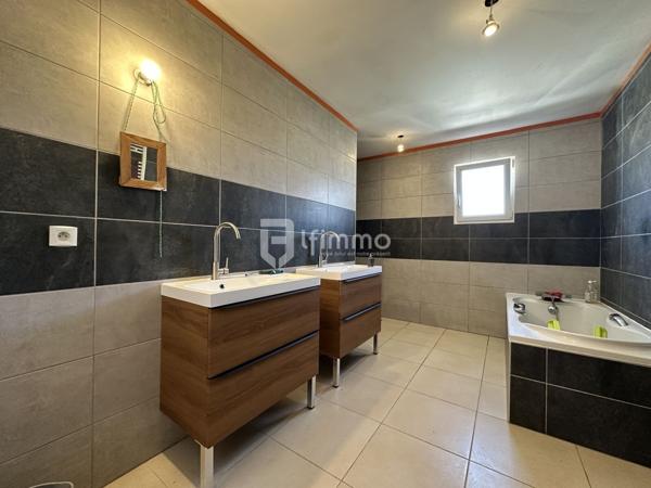 Maison 5 chambres Narbonne avec jardin, terrasse et vue dégagée