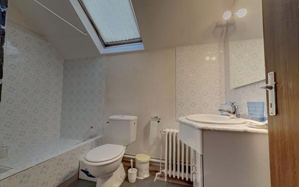 Maison à vendre    6 pièces •  Bretenière