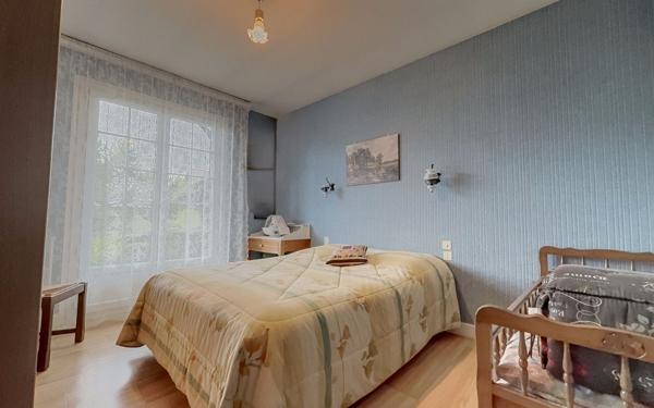 Maison à vendre    6 pièces •  Bretenière