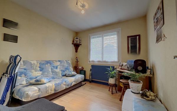 Maison à vendre    6 pièces •  Bretenière