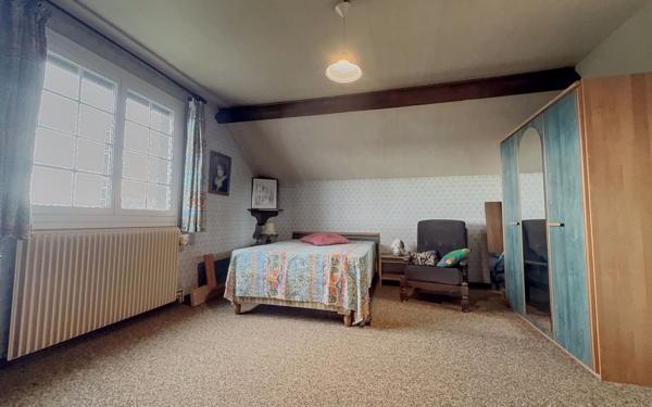 Maison à vendre    6 pièces •  Bretenière