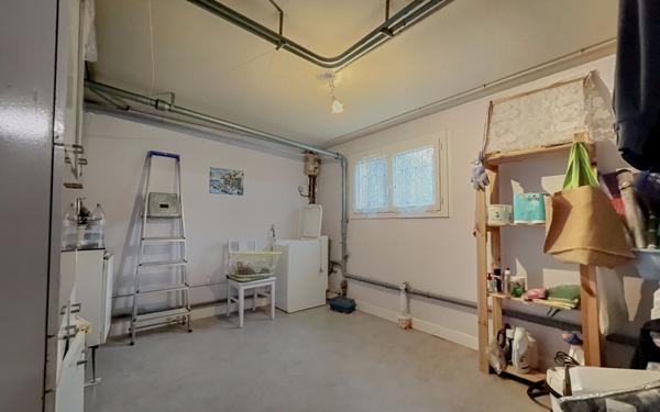 Maison à vendre    6 pièces •  Bretenière