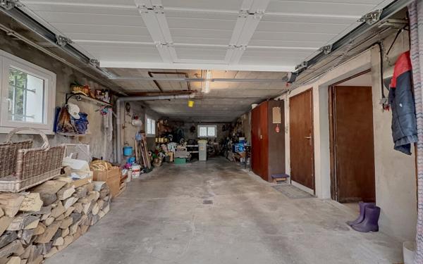 Maison à vendre    6 pièces •  Bretenière