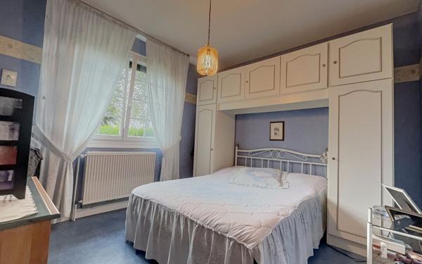 Maison à vendre    6 pièces •  Bretenière