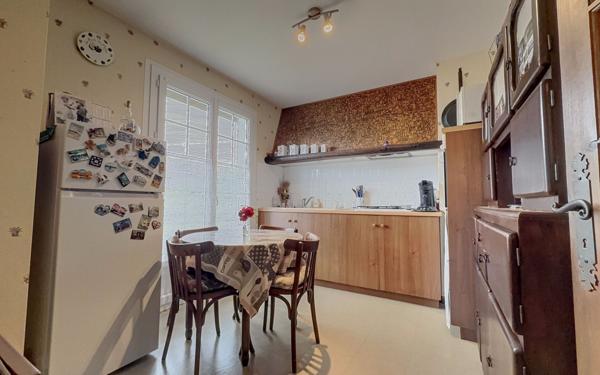 Maison à vendre    6 pièces •  Bretenière