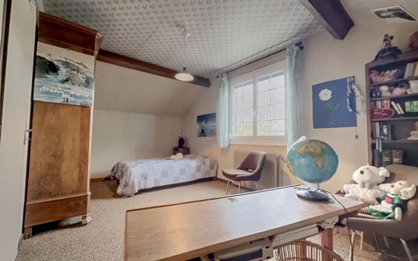 Maison à vendre    6 pièces •  Bretenière