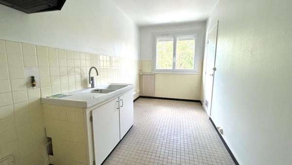 Appartement Evry Courcouronnes 3 pièce(s) 64.21 m2