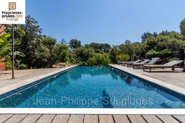 Villa Sanary Sur Mer 7 pièce(s) 235 m2