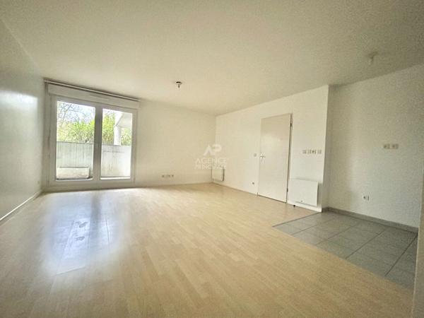 Appartement Carrieres Sous Poissy 2 pièce(s) 44.61 m2 €159 900 ** - Référence 8964