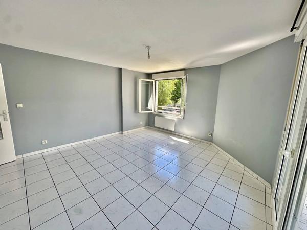 GRENOBLE – QUAI DE LA GRAILLE – T3 AVEC TERRASSE + GARAGE