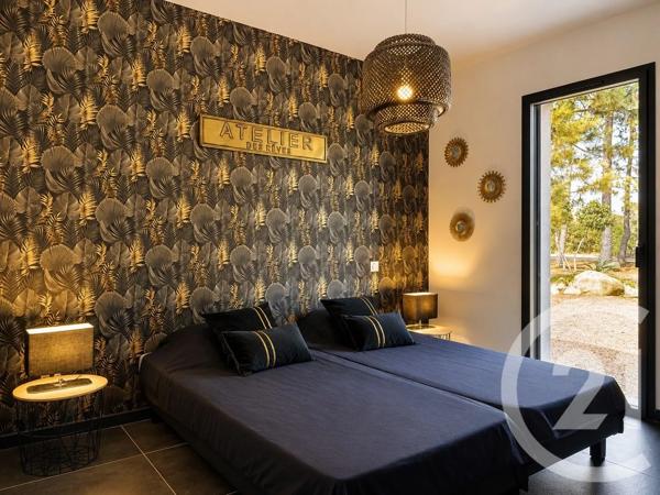 Maison à vendre  5 pièces - 134,19 m 2   LECCI  - 201
