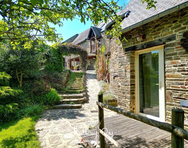 Maison à Valdallière, 14410 - 7 pièces 217m²