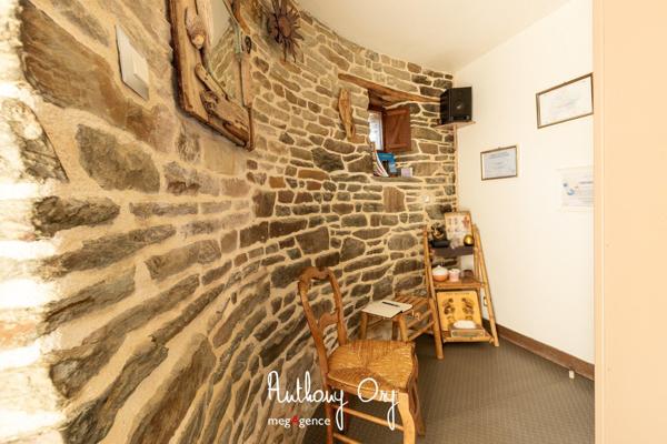 Maison à Valdallière, 14410 - 7 pièces 217m²