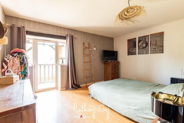 Maison à Valdallière, 14410 - 7 pièces 217m²