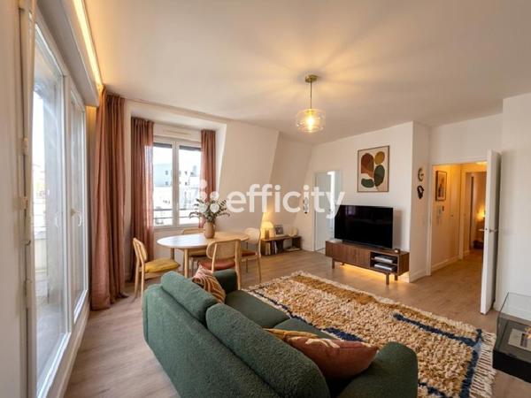 Appartement
         2 pièces
        - 51 m² 328 000 € *