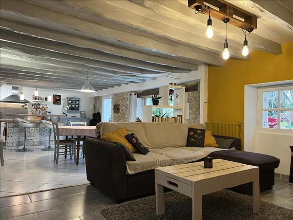 Maison à vendre |  Trélissac |  6 pièces | 130 m²