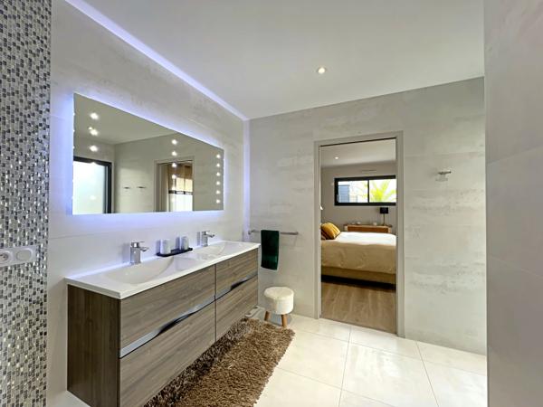 La Mézière (35520) Superbe maison contemporaine – Calme, volumes et prestations haut de gamme