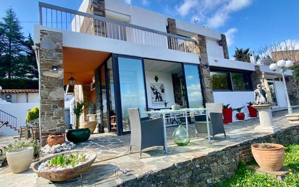 Maison à vendre    4 pièces • 174 m2 Le Beausset