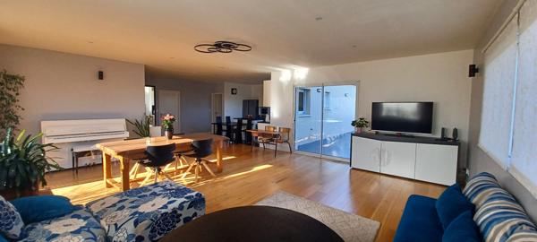 MAISON EXCELLENT ETAT SUR ECHILLAIS NON MITOYENNE