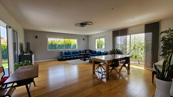 MAISON EXCELLENT ETAT SUR ECHILLAIS NON MITOYENNE