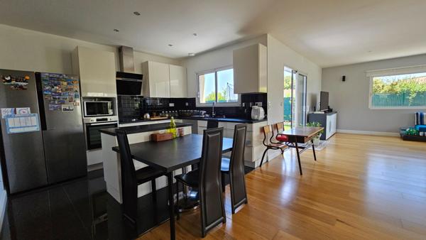 MAISON EXCELLENT ETAT SUR ECHILLAIS NON MITOYENNE