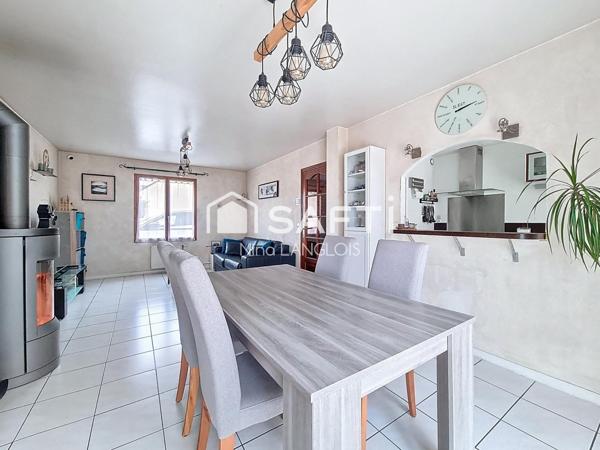 Charmante maison familiale de 90 m² , 4 chambres à Roissy-en-Brie