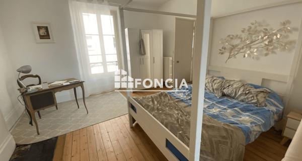 Location Appartement meublé 2 pièces 34.33 m² - Fontainebleau 77300