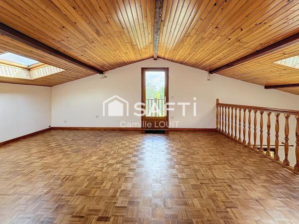 Maison familiale à rénover au calme.