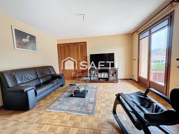 Maison familiale à rénover au calme.