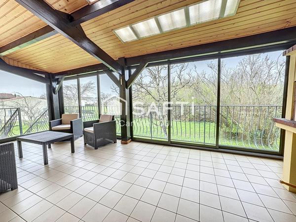 Maison familiale à rénover au calme.