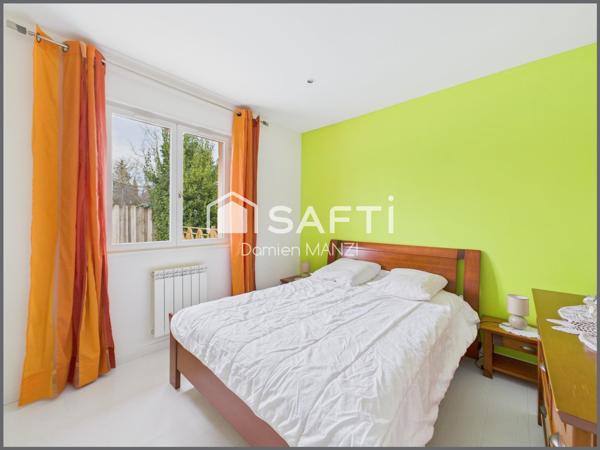 MAISON T4 AVEC DOUBLE GARAGE