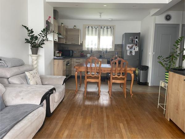 Maison chaleureuse, lumineuse et prête à vivre - Châtellerault