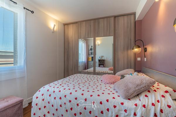 Appartement
         3 pièces
        - 53 m² Exclusivité 97 100 € *