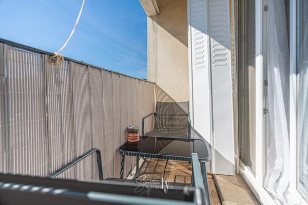 Appartement
         3 pièces
        - 53 m² Exclusivité 97 100 € *